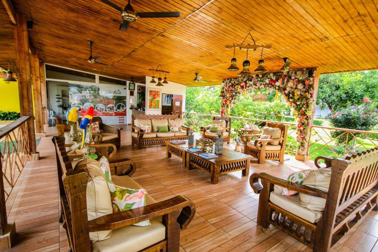 Deluxe Suites Guacamayos - Eco-Lodge & Swimming Pool Bonao ภายนอก รูปภาพ