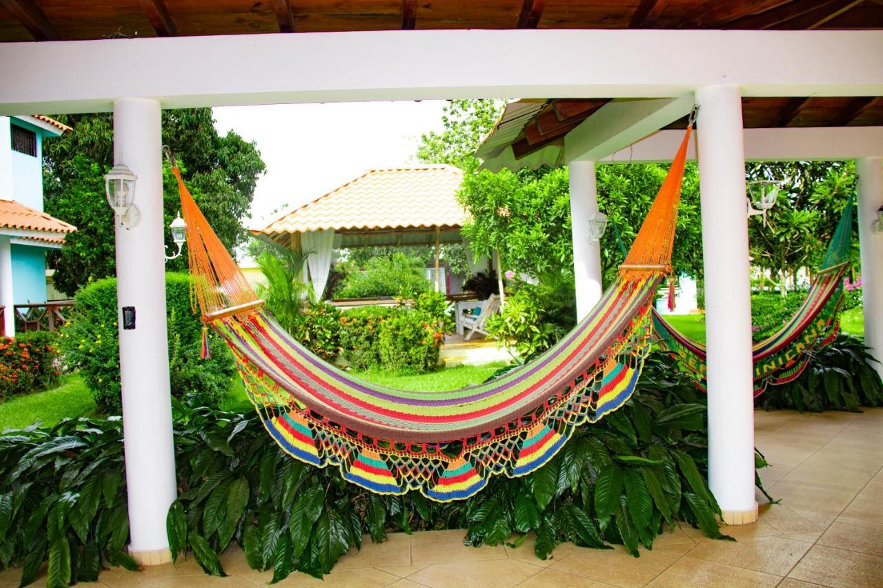 Deluxe Suites Guacamayos - Eco-Lodge & Swimming Pool Bonao ภายนอก รูปภาพ