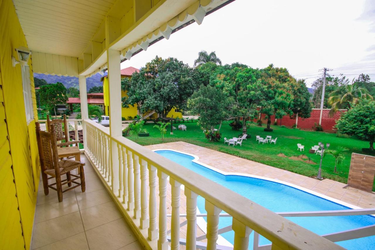 Deluxe Suites Guacamayos - Eco-Lodge & Swimming Pool Bonao ภายนอก รูปภาพ